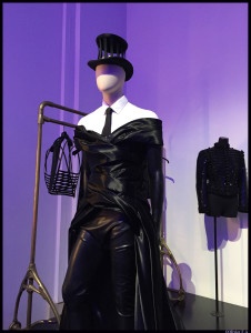 Homme_Traine_Gaultier_GrandPalais_RMN_@loeildoliv