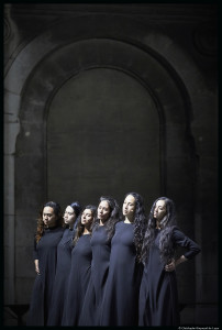 Standing in time_Festival Avignon_©Christophe Raynaud de lage_@loeildoliv