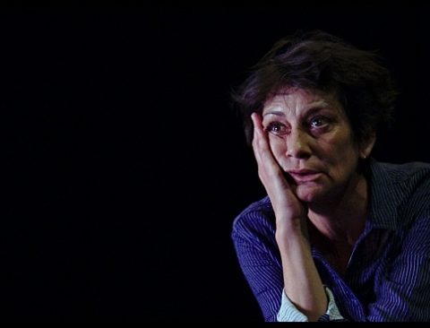 Le Quai de Ouistreham de Florence Aubenas. Mise en scène de Louise Vignaud. Magali Bonnat. Théâtre 14. © DR