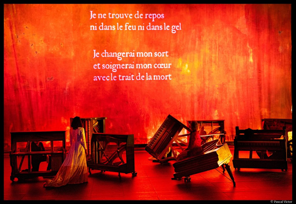 Le Jeu des Ombres de Valère Novarina. Mise en scène de Jean Bellorini. TNP. © Pascal Victor