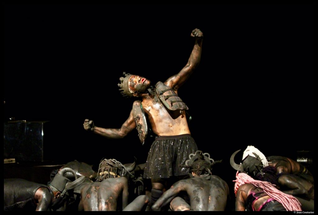 Re :incarnation de Qudus Onikeku
The QDance Company
Centre Pompidou
© Jean Couturier