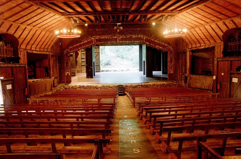 l'intérieur du théâtre du Peuple © Eric Legrand