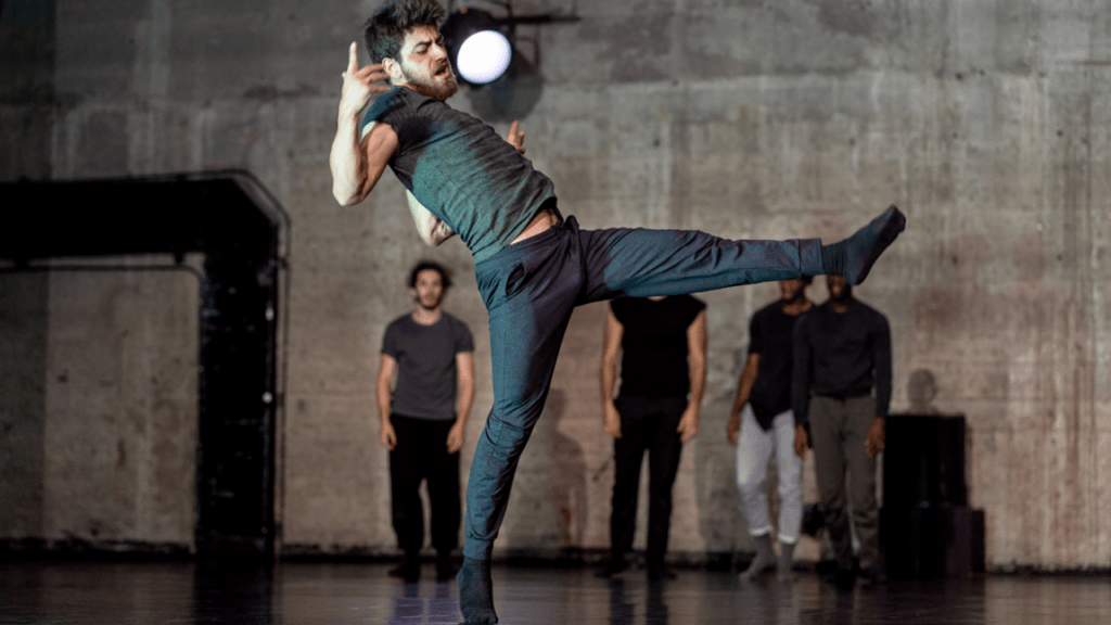 Création 2020 - Chaillot  et Biennale de la Danse  - Lyon
Metteur en scène Antoine Colnot - Autrice Anne Rehbinder - Chorégraphe invité Amala Dianor © Romain Tissot 