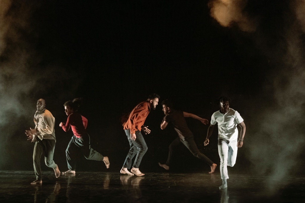 Urgence de la Compagnie HKC. Biennale de la danse. Amala Dianor. © Blandine Soulage