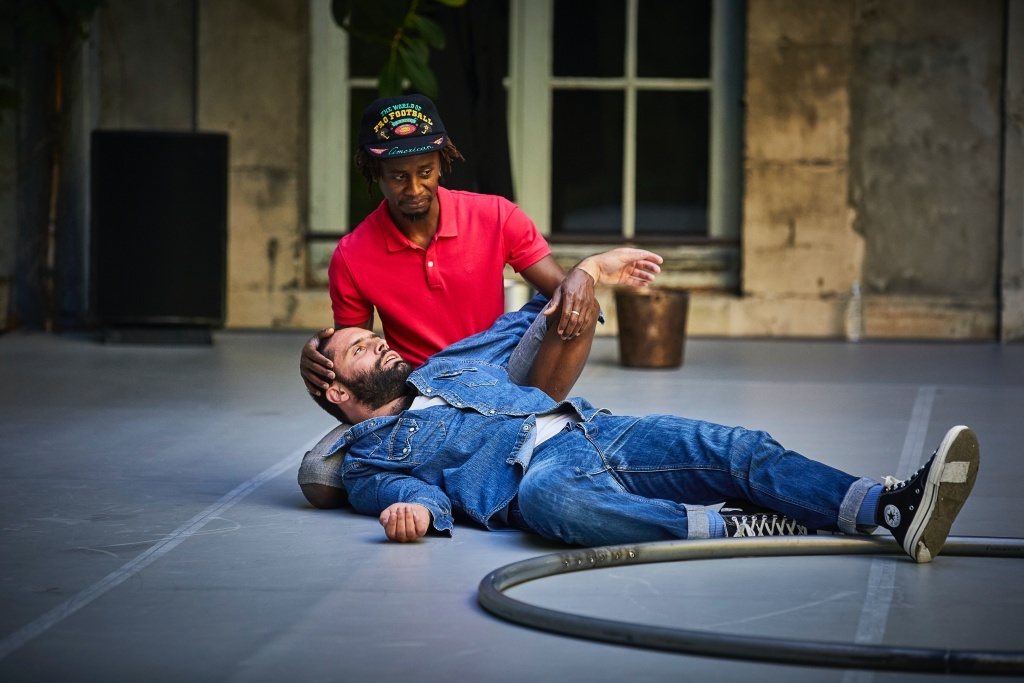 vu que la mastication ne soit pas longue d’Hakim Bah © Christophe Raynaud de Lage