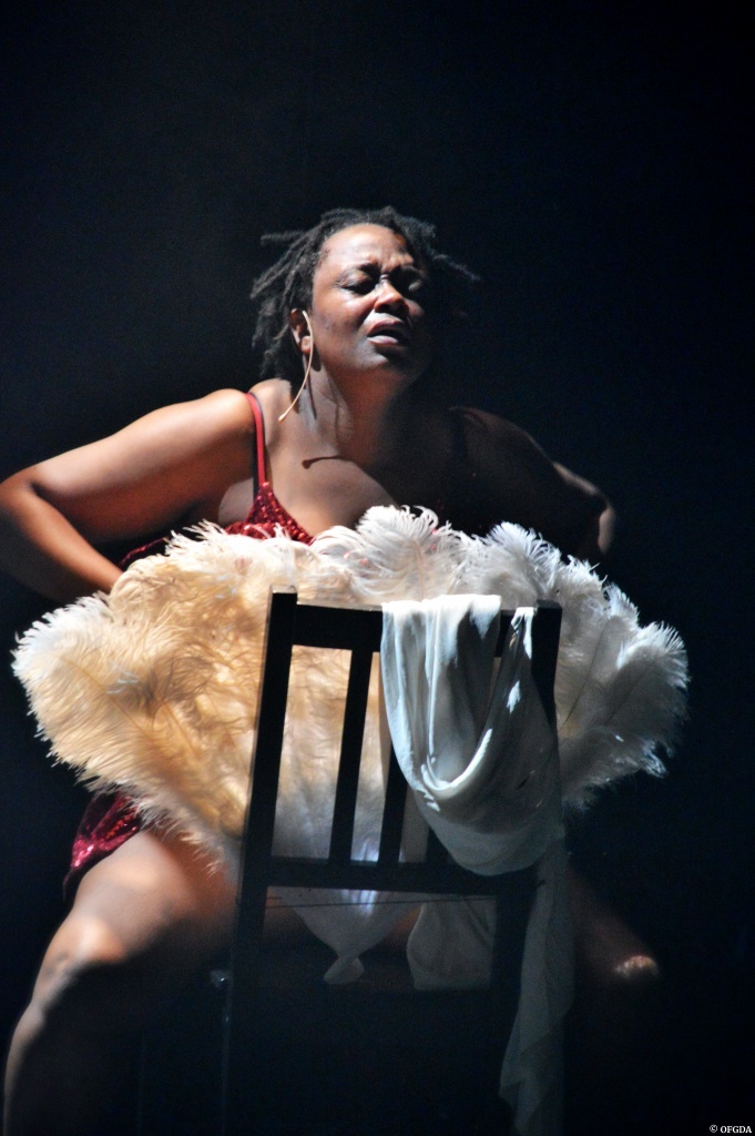 My body is cage de Ludmilla Dabo. théâtre de la Tempête. © OFGDA