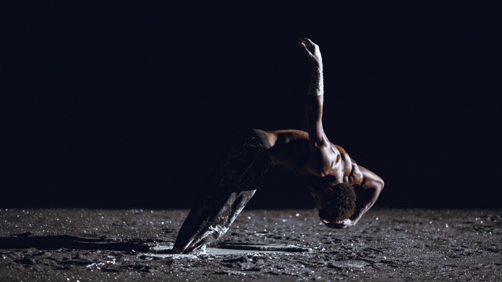 Planet [wanderer] de Damien Jalet et Kohei Nawa
Chaillot - Théâtre national de la Danse
© Rahi Rezvani