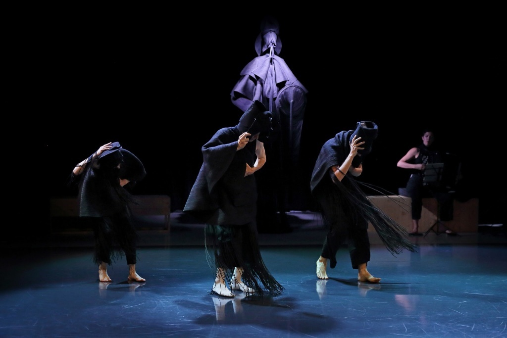 Sollicitudes d'Hervé Robbe & Jérôme Combier
L'ensemble Cairn
Le temps d'aimer 
Malandain Ballet Biarritz © Stéphane Bellocq