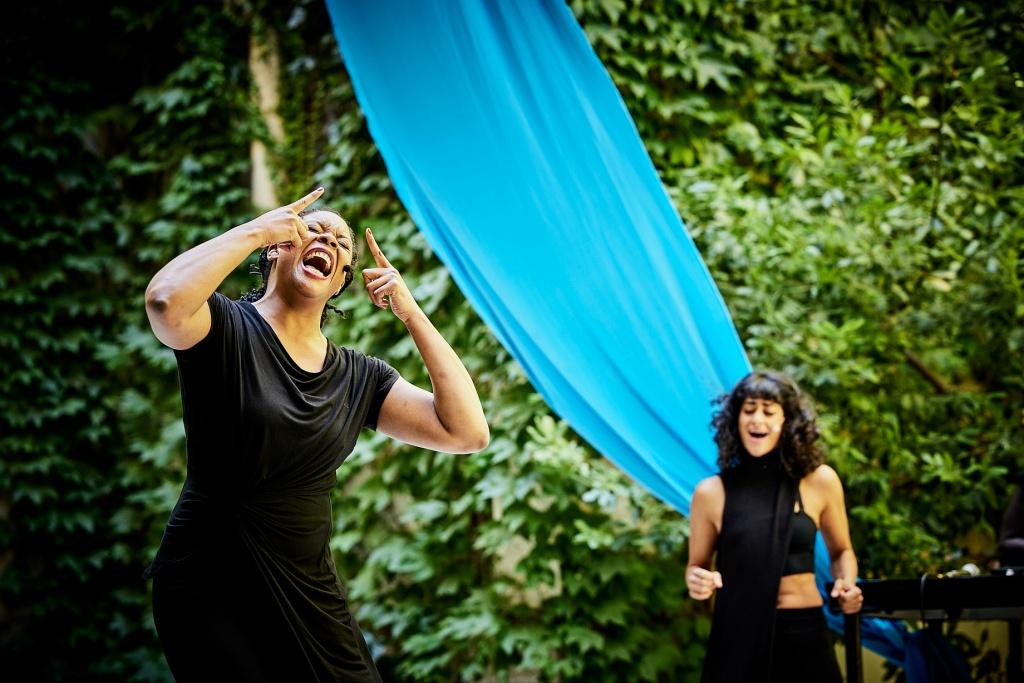 Ce n'est qu'une histoire de balance de Ludmilla Dabo
Vive le Sujet !  © Christophe Raynaud de Lage