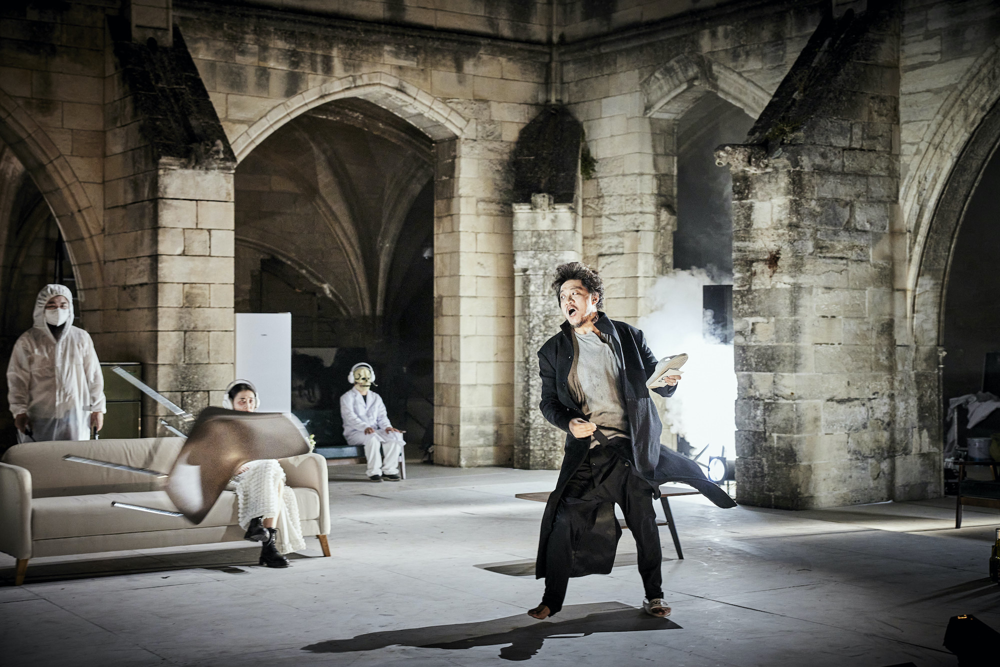 LE SEPTIEME JOUR Meng Jinghui © Christophe Raynaud de Lage/Festival d'Avignon