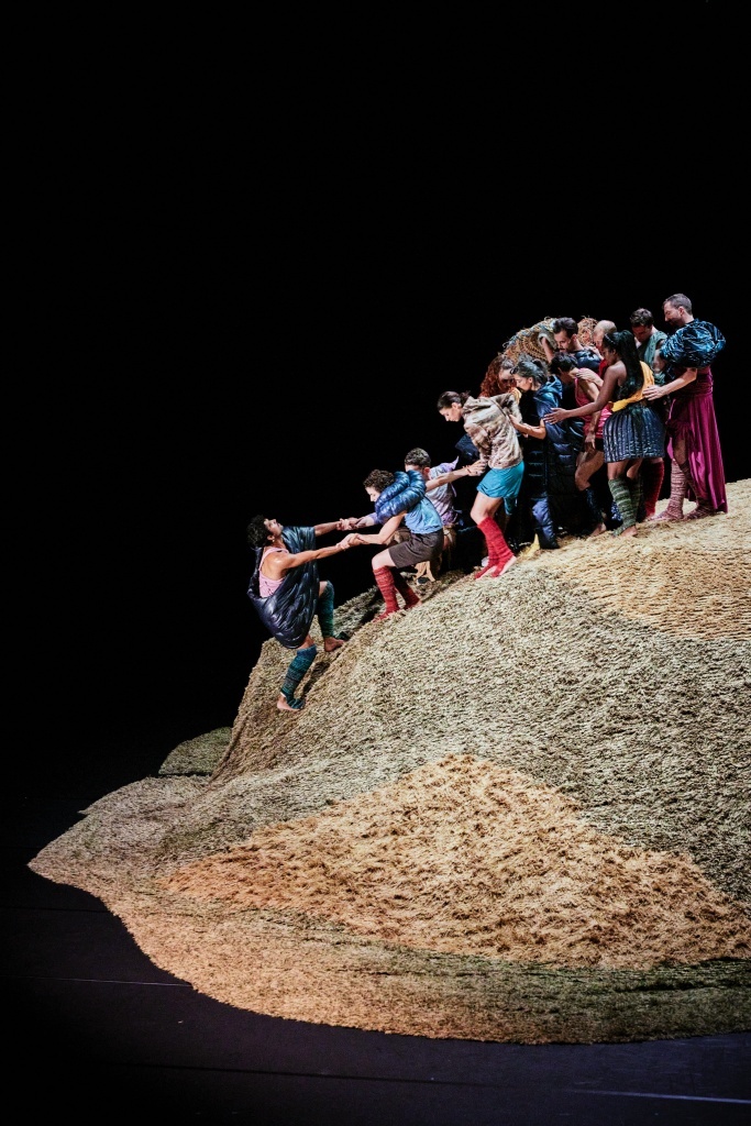 T u m u l u s de François Chaignaud et Geoffrey Jourdain © Christophe Raynaud de Lage