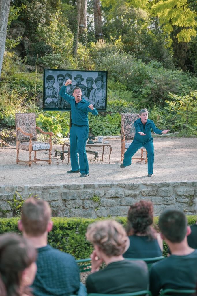 Les deux frères et les lions de Hédi Tillette de Clermont-Tonnerre - théâtre de Verdure - © Pauline Beltran