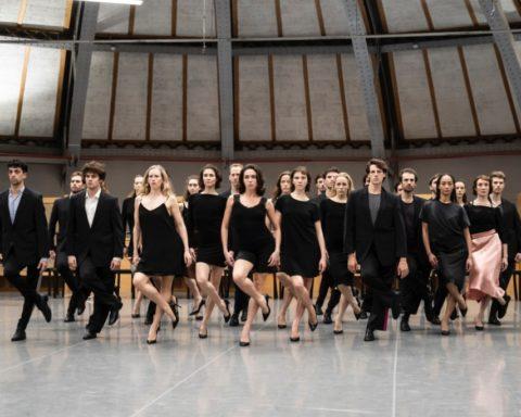 Kontakthof, une pièce de Pina Bausch, Ballet de l'OnP - répétition © Julien Benhamou