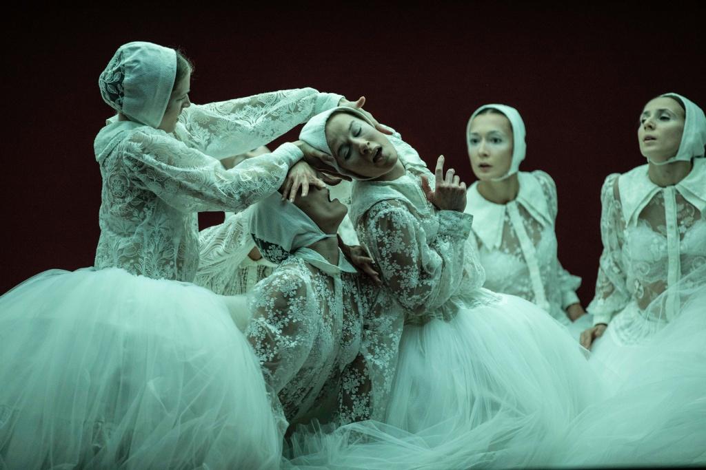 La Belle au Bois dormant de Marcos Mauro - Ballet de Lyon © Jean Louis Fernandez