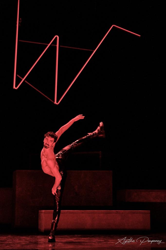 Les ailes du désir / Bruno Bouché / Ballet de l'Opéra national du Rhin © Agathe Poupeney
