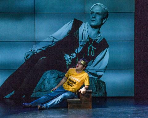 Hamlet, Chela de Ferrari © Teatro La Plaza
