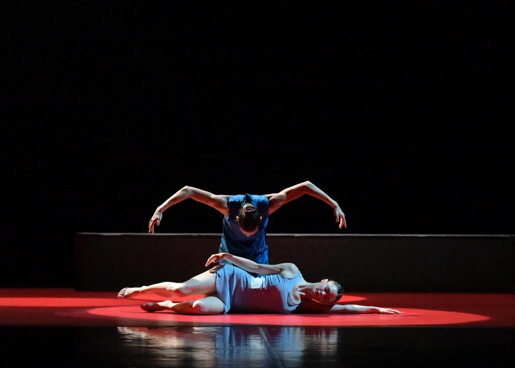 Annonciation d'Angelin Preljocaj - Montpellier Danse © Jean-Claude Carbonne