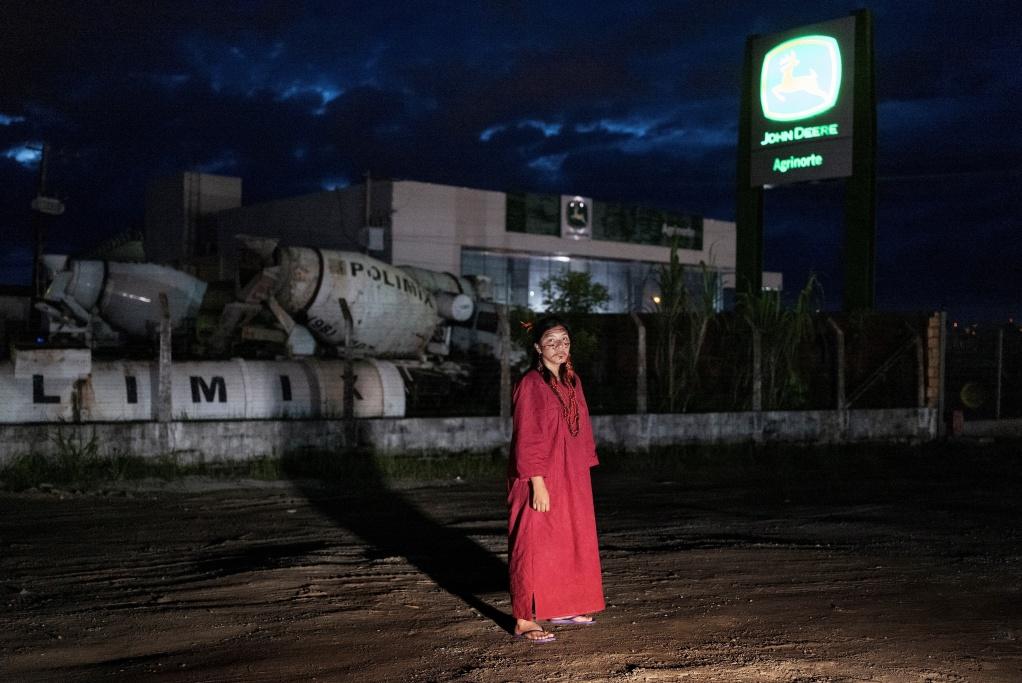 Antigone in the Amazon de Milo Rau © Armin Smailovic