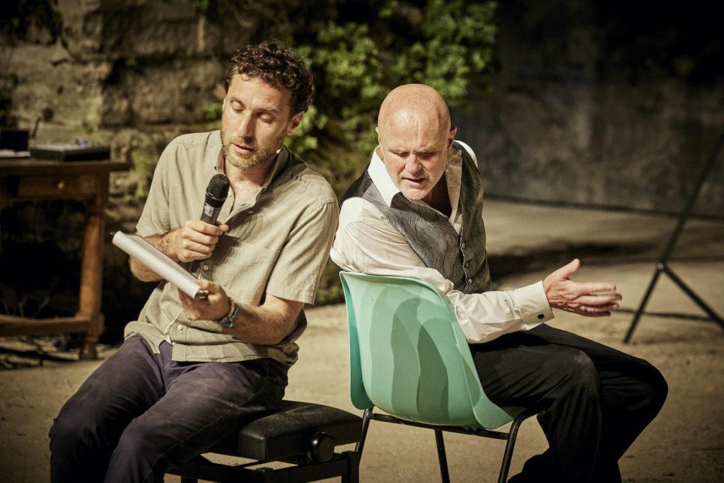 An Oak Tree, Tim Crouch, Festival d'Avignon ©Christophe Raynaud de Lage