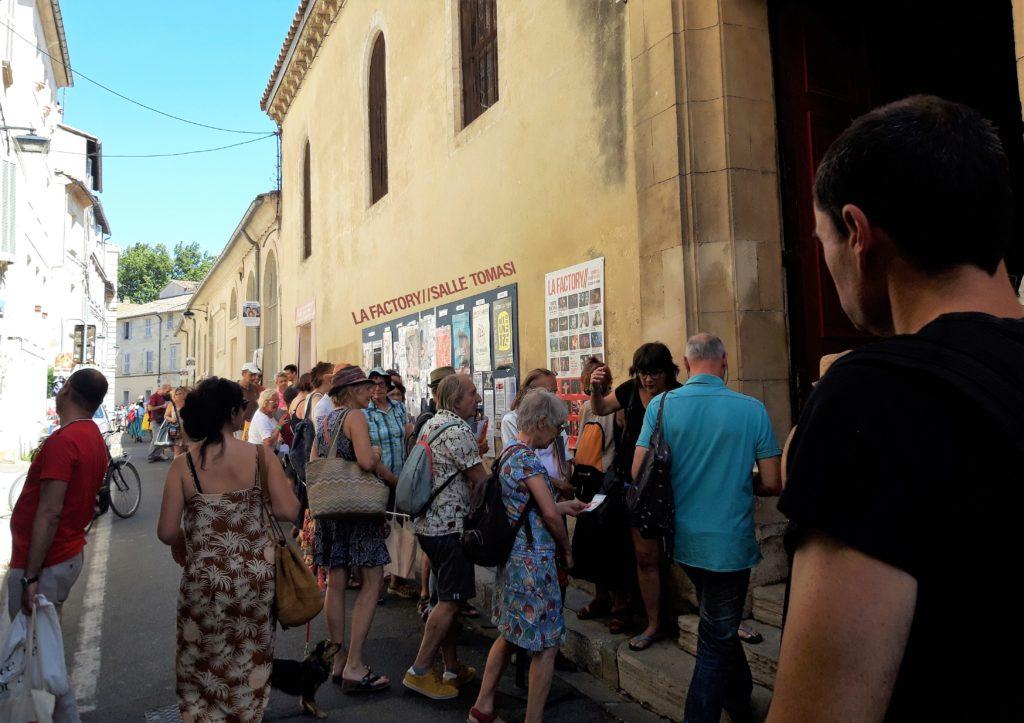 Photo file d'attente Salle Tomasi © La Factory