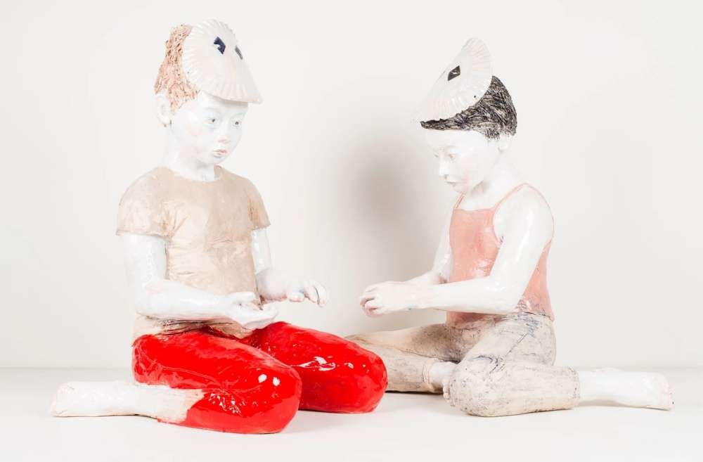 Sculptures de faïence émaillée et lustrée  de Julia Haumont © Jean-Louis Carli / MAIF