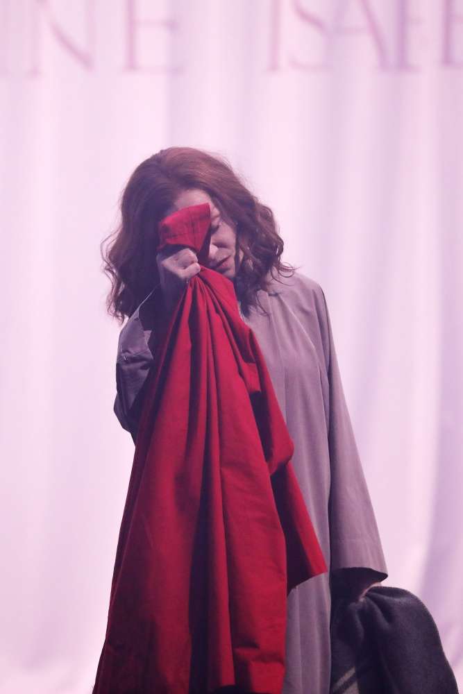 Bérénice de Jean Racine, mise en scène de Roméo Castellucci © Jean-Michel Blasco
