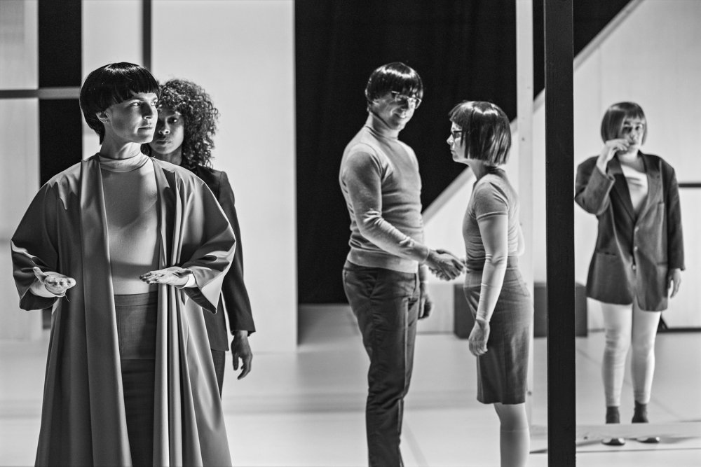 monde nouveau d'olivier saccomano, mise en scène de Nathalie Garraud © Jean-Louis Fernandez