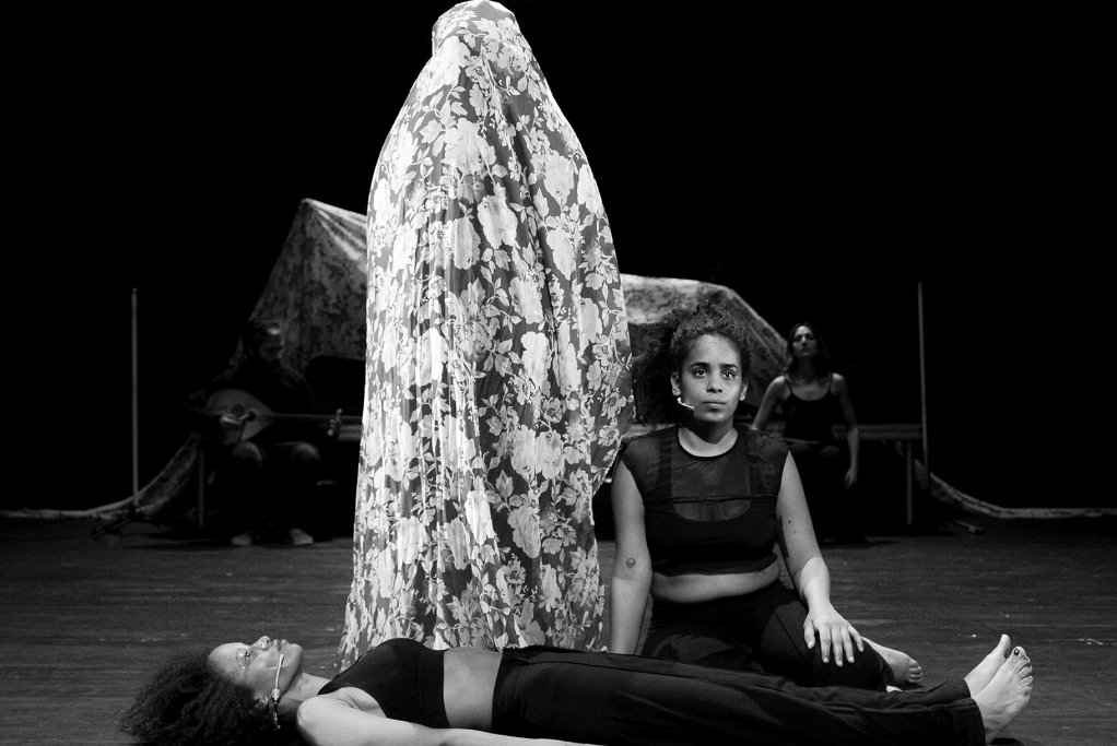 © Lea Skayem