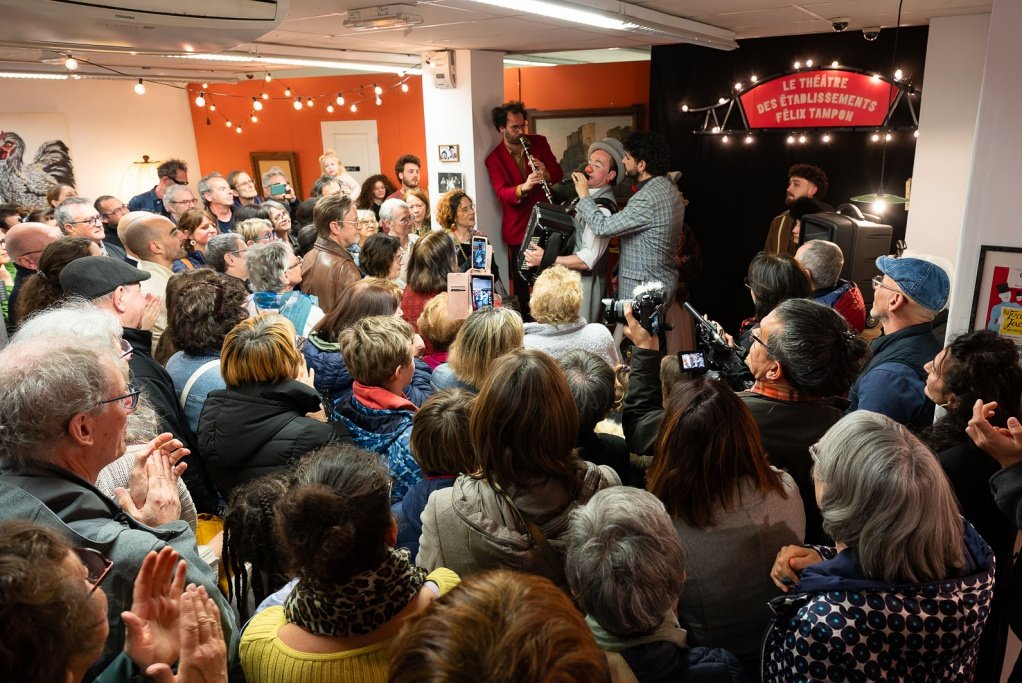 Les établissements Félix Tampon - Alain Reynaud - Les Préalables - Le Teil © Daniel miel Michelon