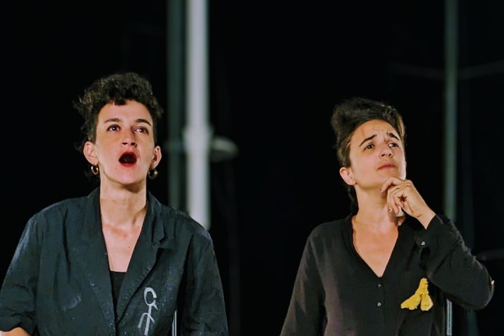 Leçon impertinente - Zou - Maëlle Mays - Coline Trouvé © VlasK